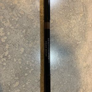 Medium Brown Brow pencil from Beauty Counter